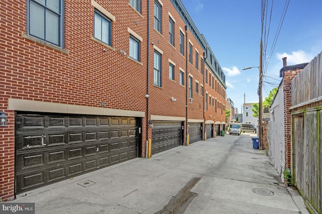19 Yogurt Ln, Baltimore, MD 21231 - view of concrete alley with street lights
