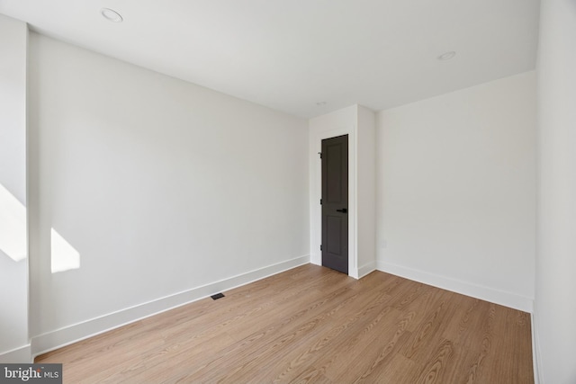2504 E Cumberland St, Philadelphia, PA 19125 - empty room with light wood-style flooring and baseboards