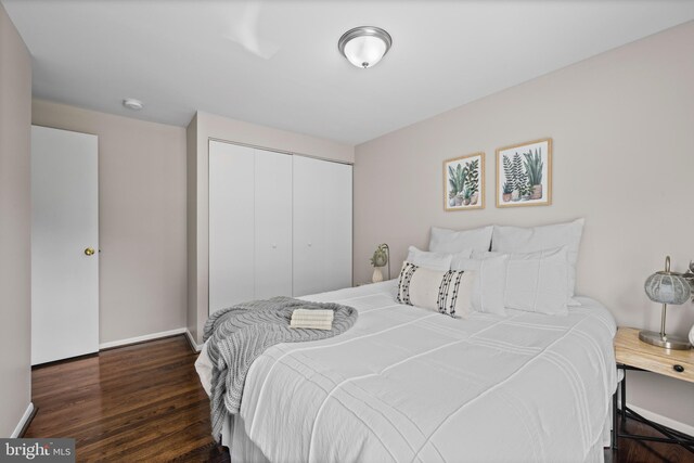 42 Brookshire Dr Unit A, Reisterstown, MD 21136 - bedroom featuring wood finished floors and a closet