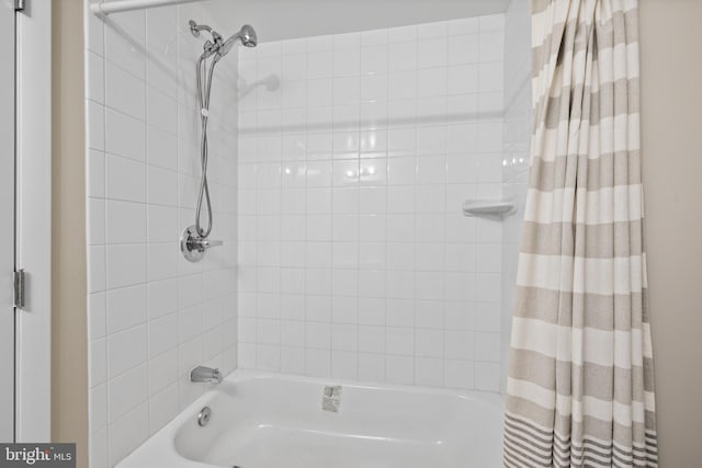 42 Brookshire Dr Unit A, Reisterstown, MD 21136 - bathroom with shower / tub combo with curtain