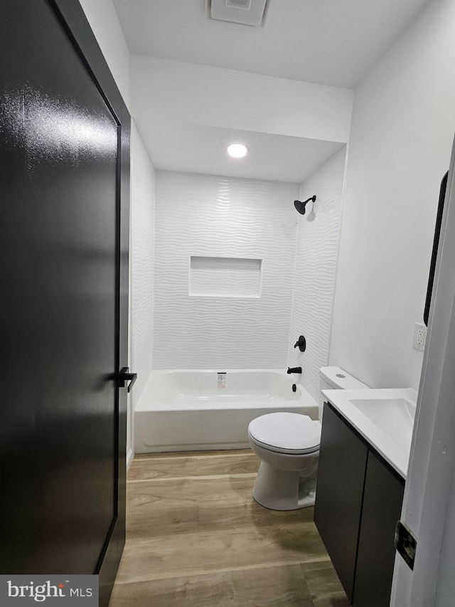 3239 N 13th St, Philadelphia, PA 19140 - full bath featuring wood finished floors, vanity, shower / bath combination, and recessed lighting
