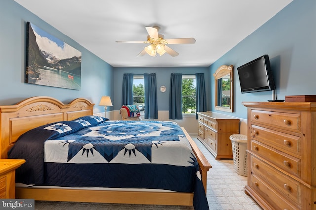 1015 Jodie Ct, Pennsburg, PA 18073 - bedroom with a ceiling fan