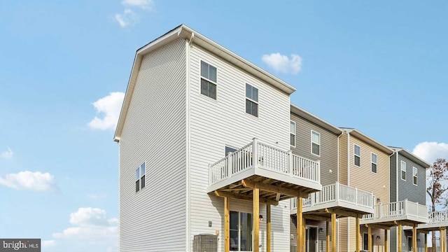 178 Munsee Cir, Winchester, VA 22602 - rear view of house with a balcony