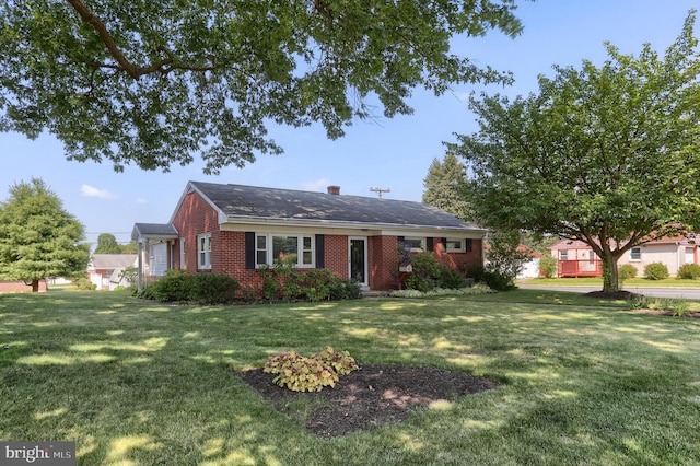 811 S Harrison St, Palmyra, PA 17078 - single story home featuring brick siding and a front lawn