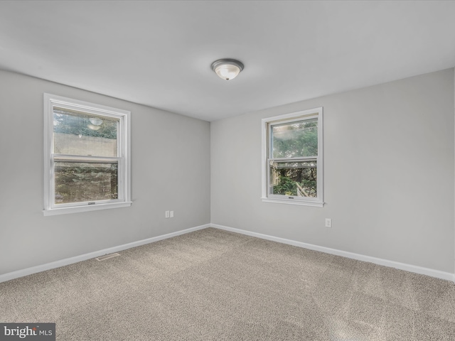 116 Spur Rd, Martinsburg, WV 25404 - carpeted empty room featuring baseboards