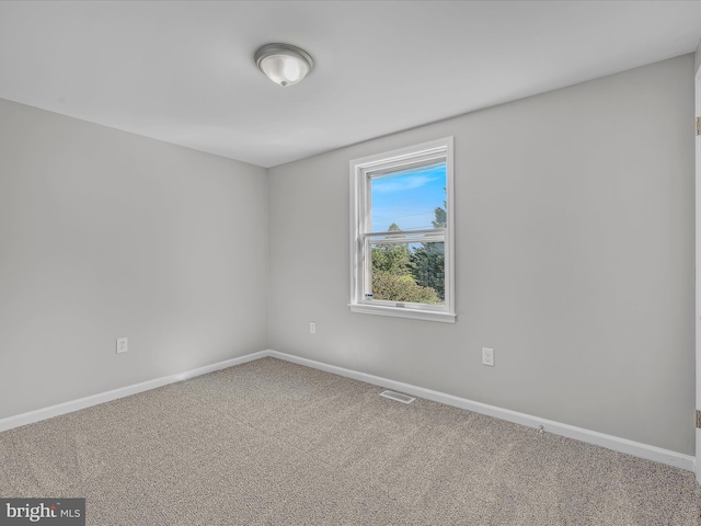 116 Spur Rd, Martinsburg, WV 25404 - unfurnished room with carpet and baseboards