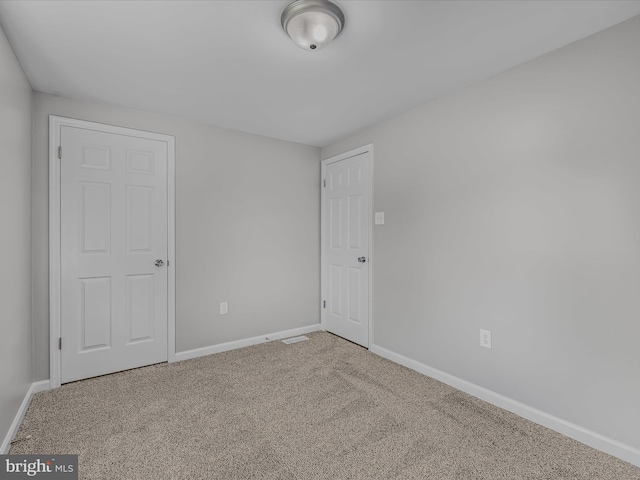 116 Spur Rd, Martinsburg, WV 25404 - unfurnished room featuring carpet flooring and baseboards