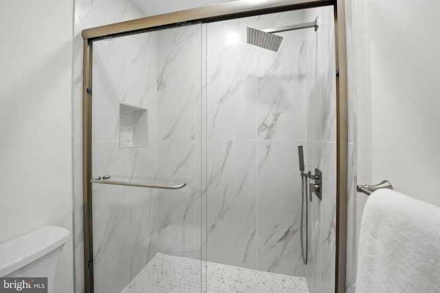 8201 Briar Creek Dr, Annandale, VA 22003 - bathroom featuring a marble finish shower