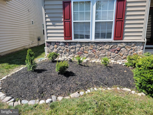 29 Hearthstone Blvd, Pemberton, NJ 08068 - exterior view of stone siding