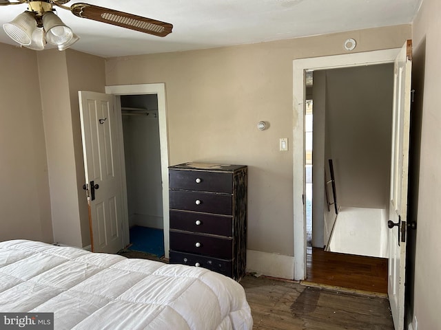 135-137 S 6th St, Shamokin, PA 17872 - bedroom featuring wood finished floors, a closet, and ceiling fan