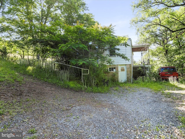 679 Winchester Grade Rd, Berkeley Springs, WV 25411 - view of yard