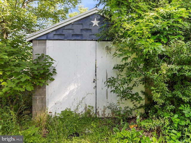 679 Winchester Grade Rd, Berkeley Springs, WV 25411 - view of outbuilding