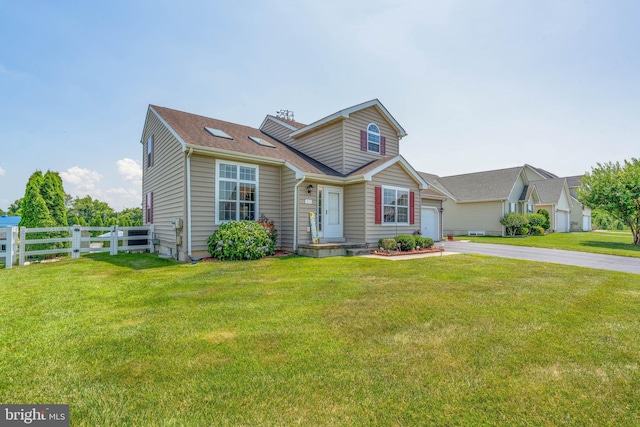 715 Dairy Dr, Middletown, DE 19709 - traditional home featuring driveway and a garage