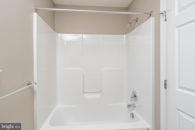 715 Dairy Dr, Middletown, DE 19709 - full bath featuring shower / washtub combination