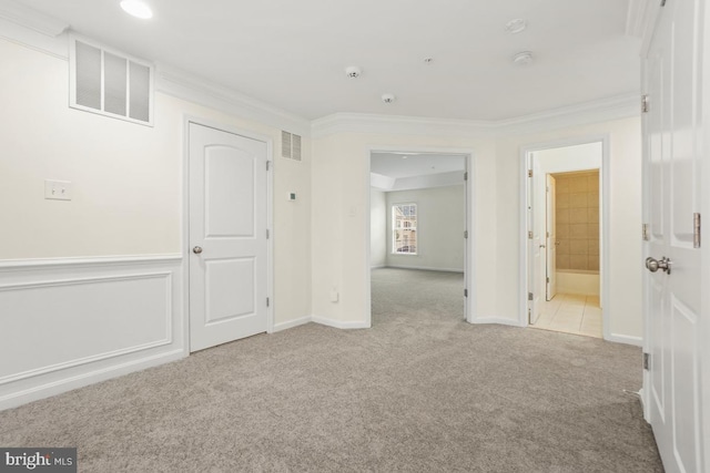 2602 Lady Grove Rd, Bowie, MD 20721 - unfurnished room featuring carpet floors, ornamental molding, and a smoke detector