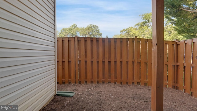 4724 Hanrahan Pl, Alexandria, VA 22309 - view of yard