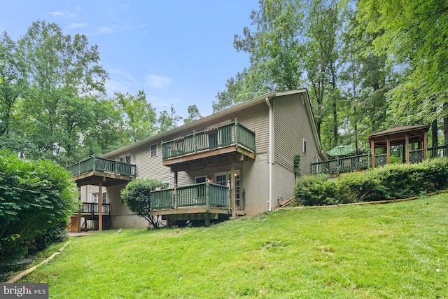 590 Vaught Dr, Front Royal, VA 22630 - rear view of property featuring a yard, a deck, and a balcony