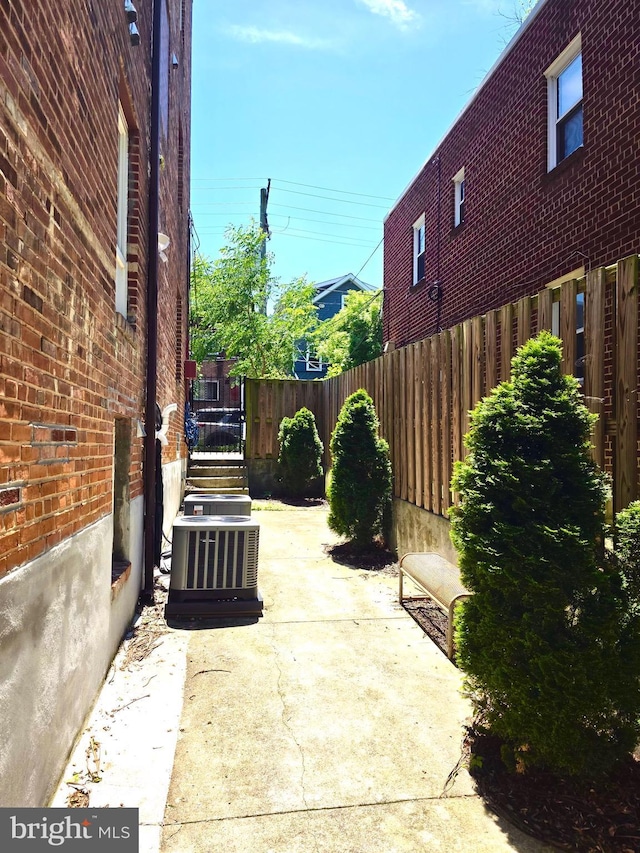 4106 Gault Pl NE Unit 3, Washington, DC 20019 - view of patio / terrace