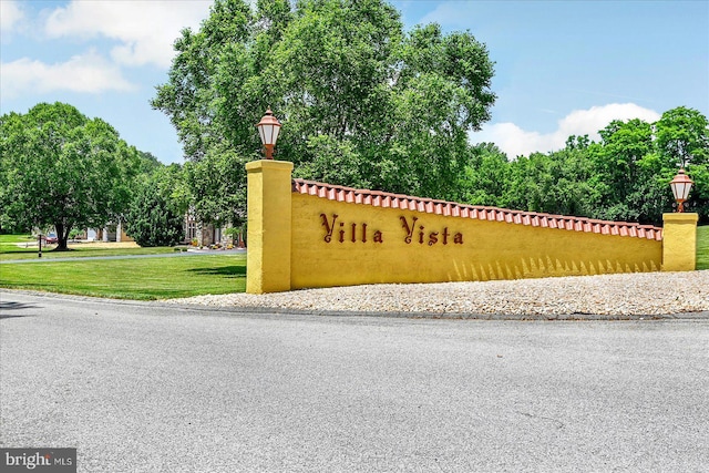 59 Segovia Ct, Hanover, PA 17331 - community sign featuring a lawn