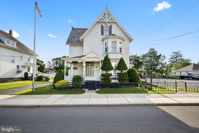 2505-2507 High St, Port Norris, NJ 08349 - victorian house featuring a fenced front yard