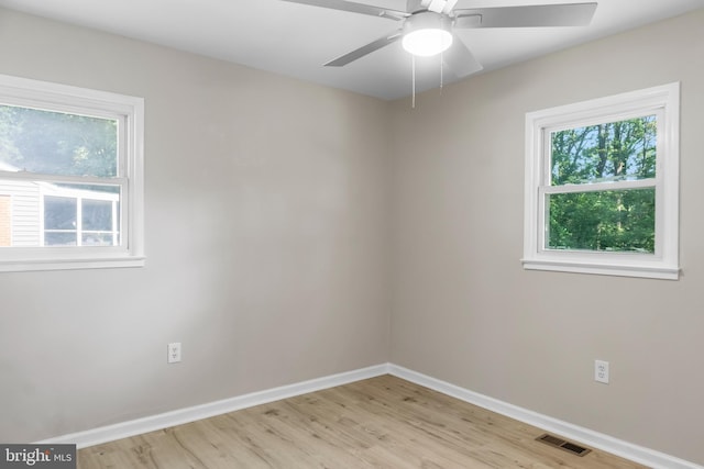 1614 Maryland Ave, Woodbridge, VA 22191 - unfurnished room with healthy amount of natural light, light wood-style flooring, and a ceiling fan