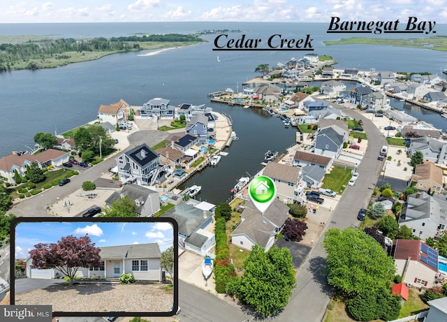 935 Mallard Dr, Lanoka Harbor, NJ 08734 - aerial view of residential area featuring a nearby body of water