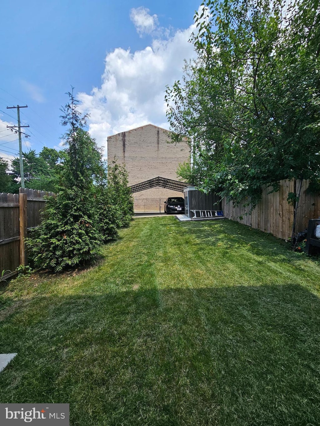 4008 9th St SE, Washington, DC 20032 - view of fenced backyard