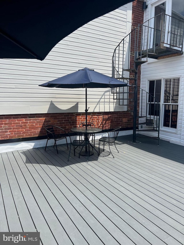 23 E Beverley St, Staunton, VA 24401 - wooden terrace featuring outdoor dining area