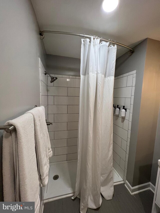 23 E Beverley St, Staunton, VA 24401 - bathroom featuring a shower stall