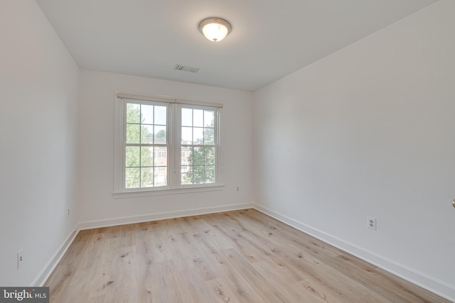2153 Wolftrap Ct, Vienna, VA 22182 - unfurnished room featuring light wood-type flooring and baseboards