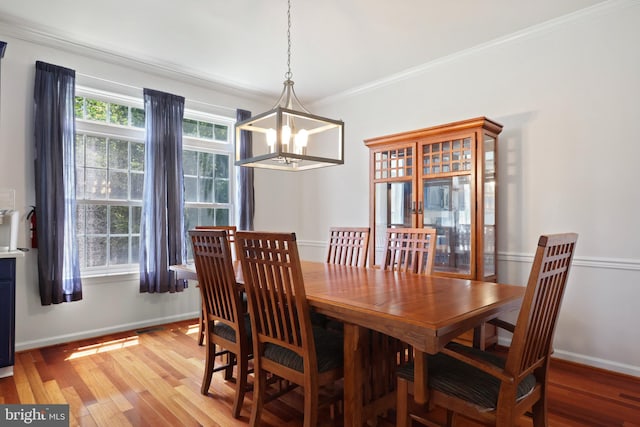 3960 Mountain View Ave, Easton, PA 18045 - dining room featuring a chandelier, light wood finished floors, and ornamental molding