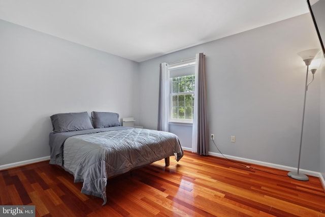 3960 Mountain View Ave, Easton, PA 18045 - bedroom featuring wood finished floors and baseboards