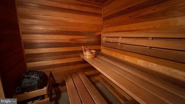 4309 Walther Ave, Baltimore, MD 21214 - relaxing sauna with wooden walls