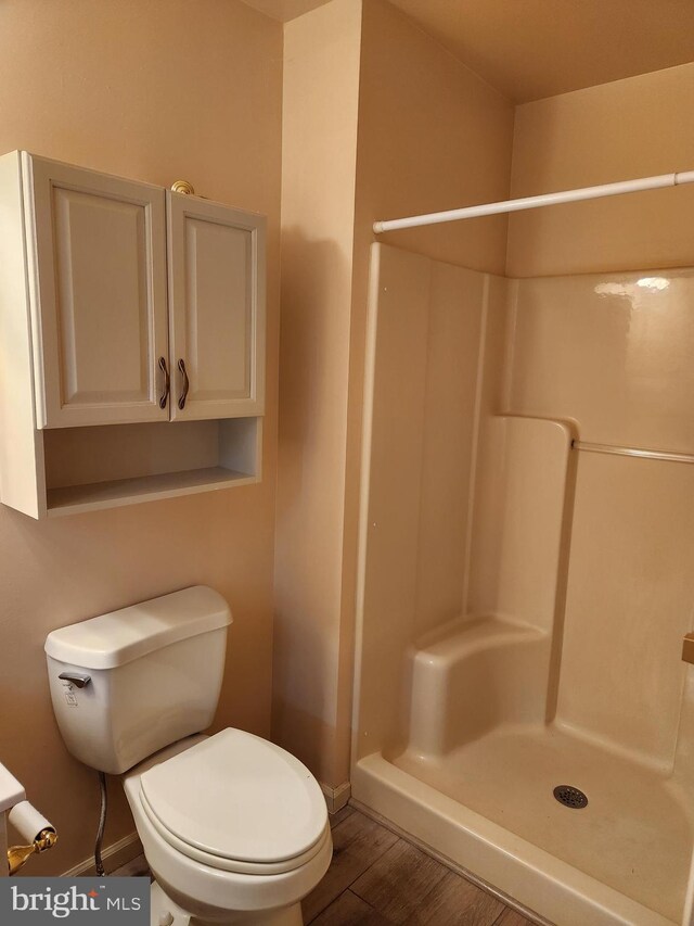208 E 6th St, Lititz, PA 17543 - full bath featuring walk in shower and wood finished floors