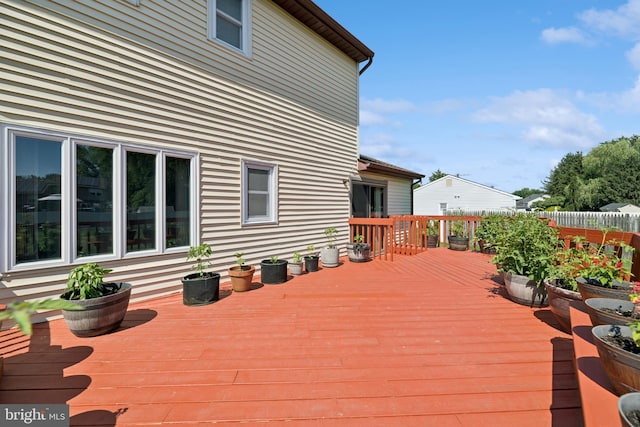 4 Monterey Ln, Manalapan, NJ 07726 - view of deck