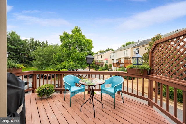 913 Rolfe Pl, Alexandria, VA 22314 - deck featuring a residential view
