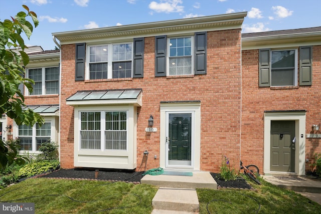 10 Suncroft Ct, Silver Spring, MD 20904 - view of property with brick siding