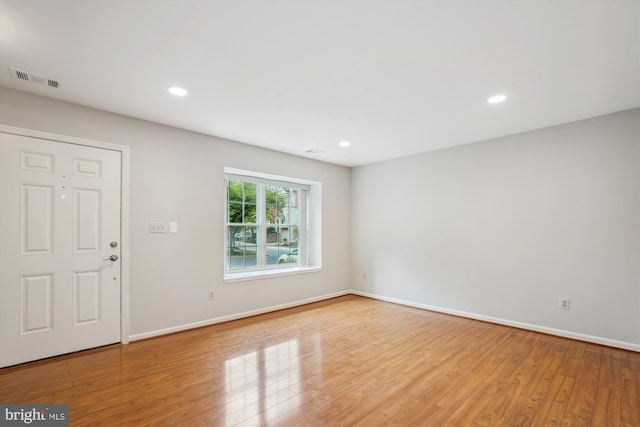 10 Suncroft Ct, Silver Spring, MD 20904 - entryway with wood finished floors and recessed lighting