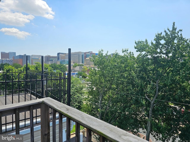 1427 E Eager St, Baltimore, MD 21205 - balcony featuring a city view