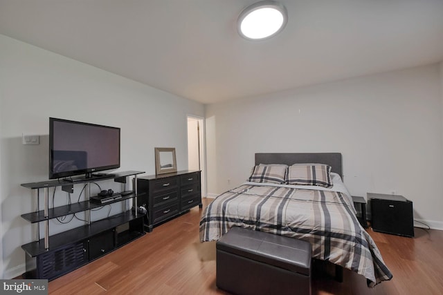 784 Quince Orchard Blvd Unit T1, Gaithersburg, MD 20878 - bedroom featuring wood finished floors and baseboards