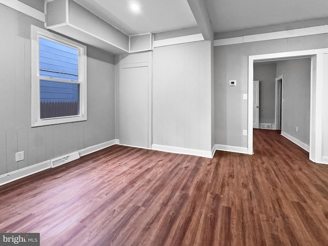 534 Columbia Ave, Millville, NJ 08332 - empty room with wood finished floors and baseboards