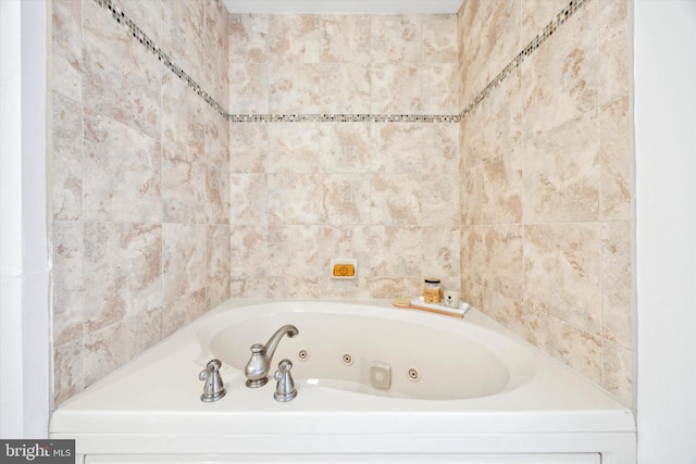 2121 Carpenter St Unit 2, Philadelphia, PA 19146 - bathroom featuring a tub with jets