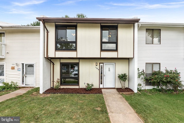 104 Drury Cir, Sterling, VA 20164 - view of property with a front yard