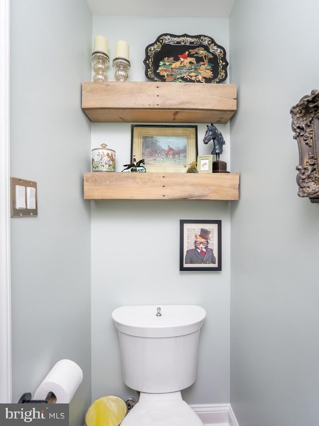 220 Rabbitt Rd, Gaithersburg, MD 20878 - bathroom featuring toilet and baseboards