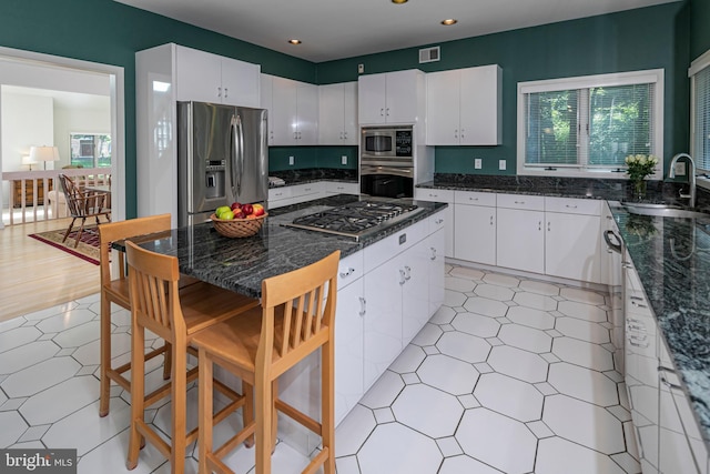9 Sleepy Hollow Ln, West Windsor, NJ 08550 - kitchen with stainless steel appliances, healthy amount of natural light, light flooring, and recessed lighting
