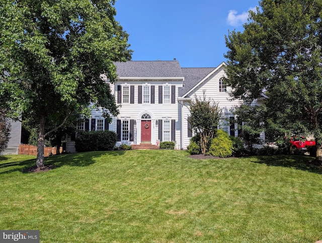 12689 Arthur Graves Jr Ct, Bristow, VA 20136 - colonial inspired home featuring a shingled roof