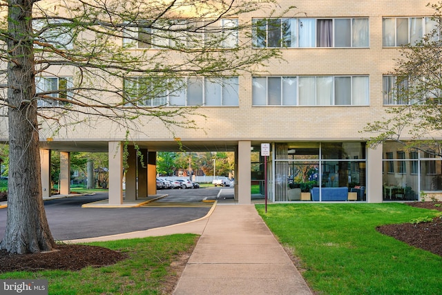 6641 Wakefield Dr Unit 405, Alexandria, VA 22307 - view of property