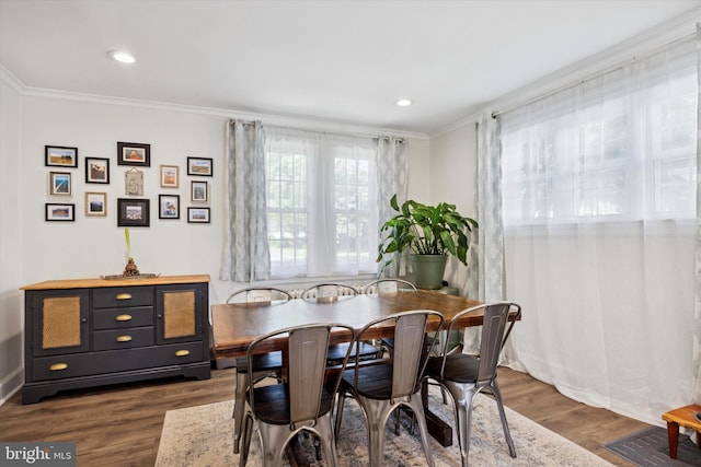 927 Drexel Ave, Drexel Hill, PA 19026 - dining space featuring ornamental molding, dark wood-style floors, and recessed lighting