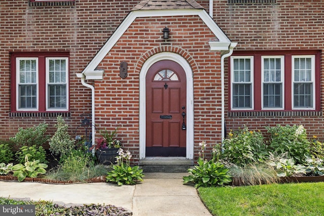 927 Drexel Ave, Drexel Hill, PA 19026 - property entrance featuring brick siding