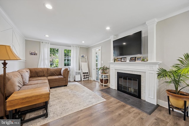 927 Drexel Ave, Drexel Hill, PA 19026 - living room with ornamental molding, a fireplace, wood finished floors, and recessed lighting